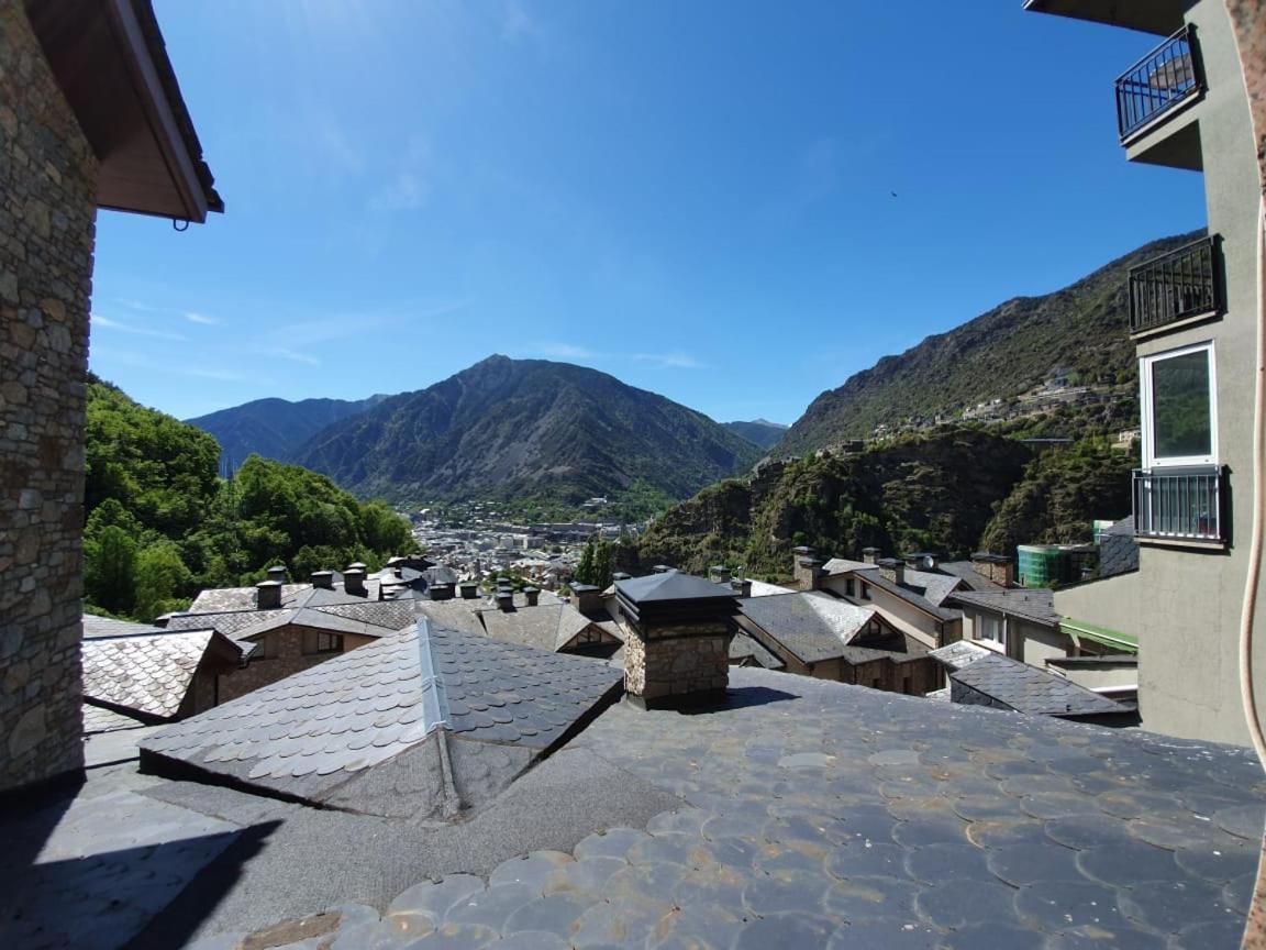 Pleta De Escaldes 8 6.2 * Andorra la Vieja
